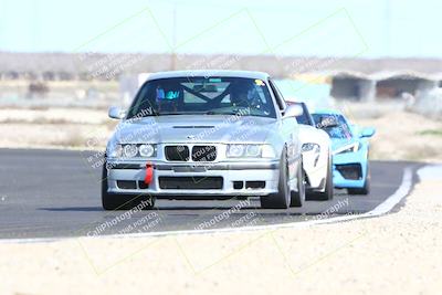 media/Feb-09-2025-Speed Ventures (Sun) [[4a0a0e1afa]]/Black Group/Session 2 (Turn 4)/